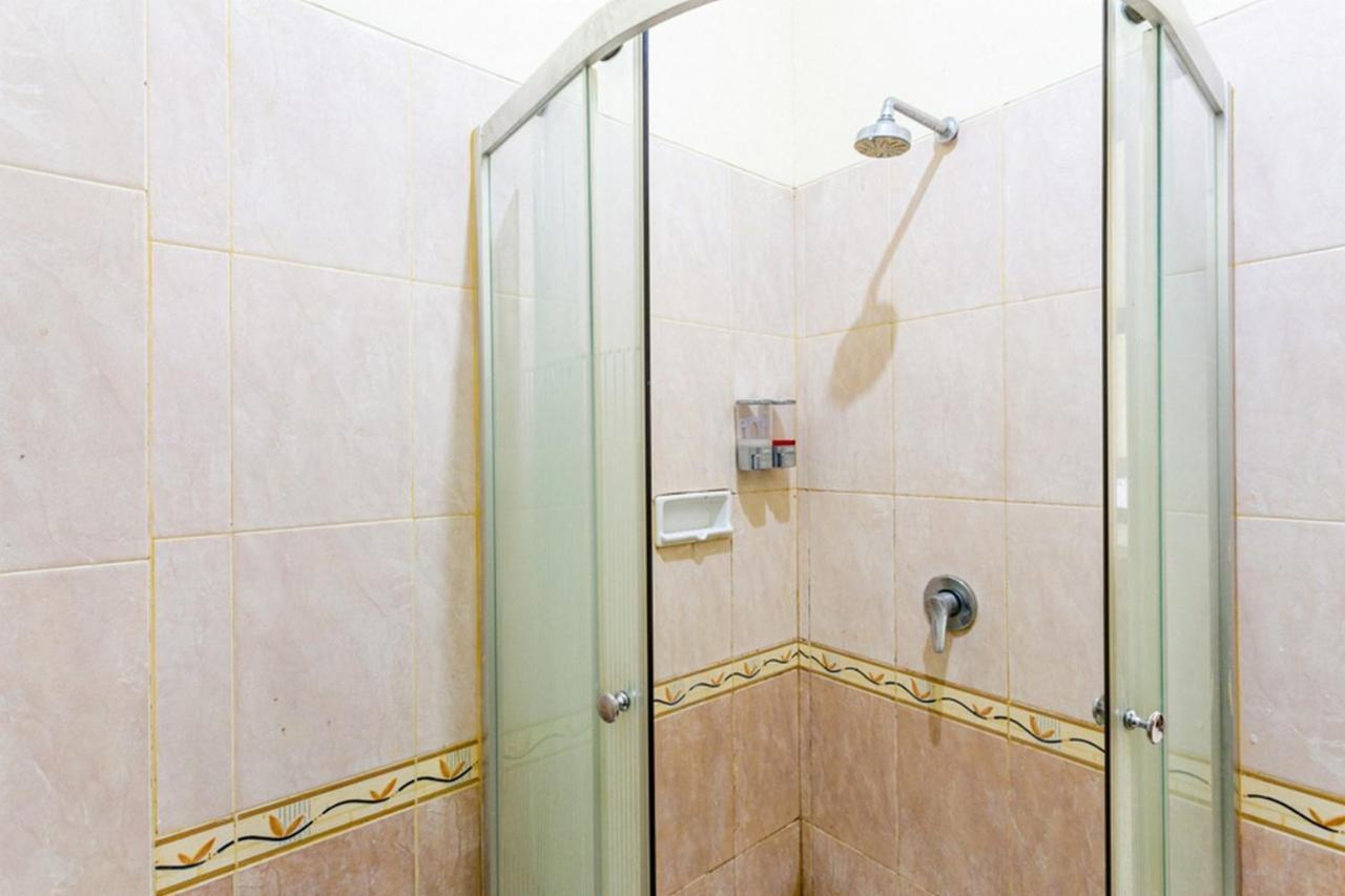 Reddoorz Near Alun Alun Karanganyar Hotel 3*